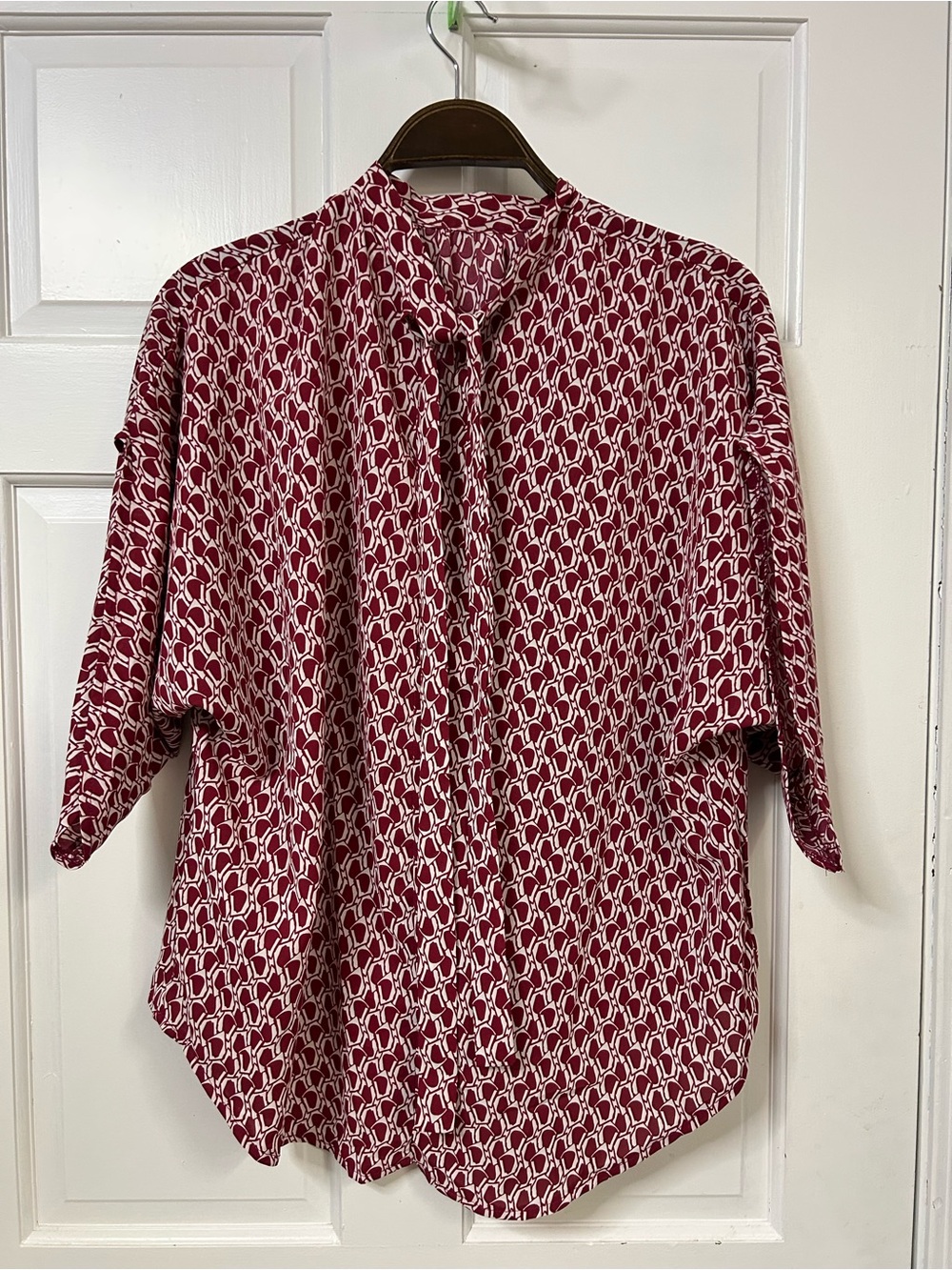 SHEIN Red & White Geometric Short-Sleeve Button-Up Blouse